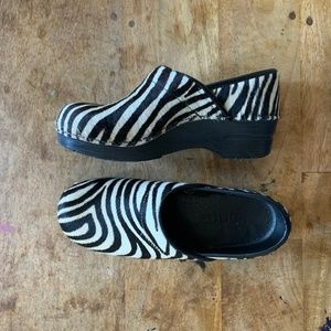 Sanita pony hair zebra clogs